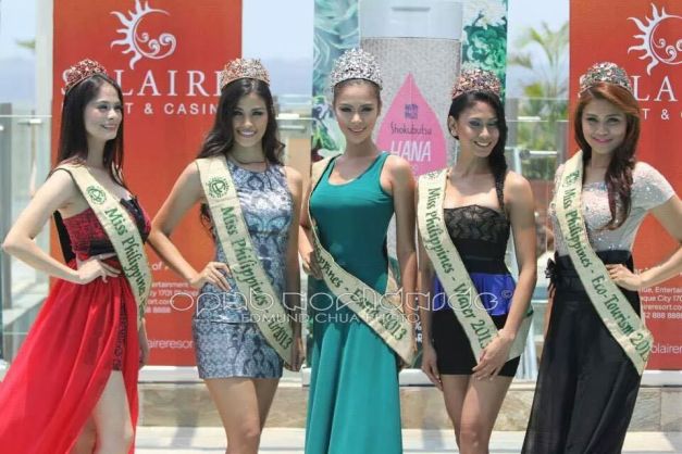 "The reigning titleholders led by MPE2013 Angelee delos Reyes in center (Photo credit: Edmund Chua)